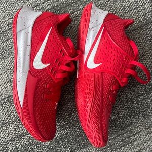 Kyrie Basketball Shoes